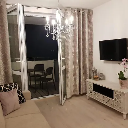 Apartment Persante Ii