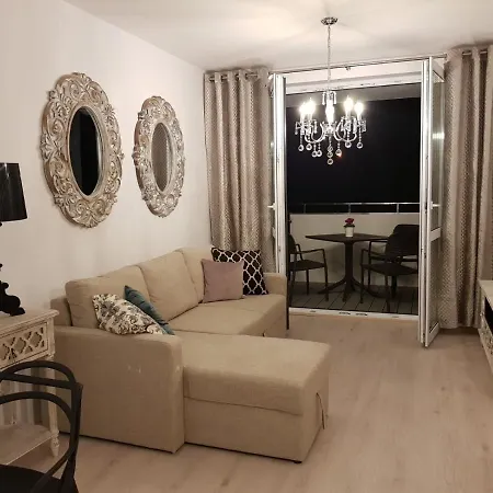 Apartment Persante Ii